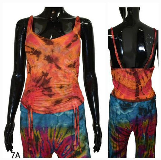 Adjustable pull string top